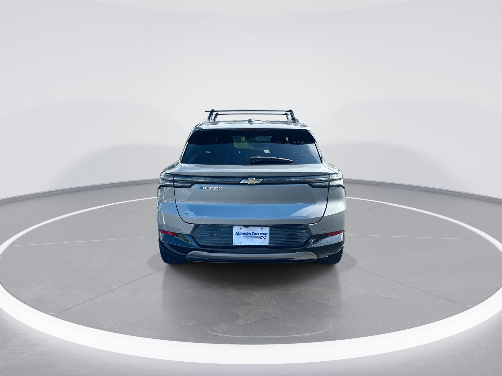 Used 2024 Chevrolet Equinox EV LT FWD image 8