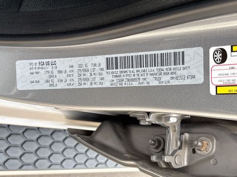 Certified 2019 RAM 1500 Laramie AWD/4WD image 31