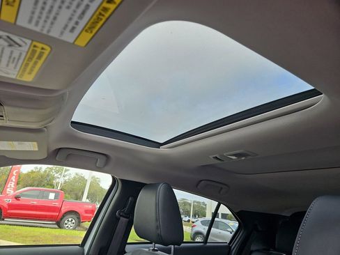 Used 2024 Mitsubishi Eclipse Cross SE image 30