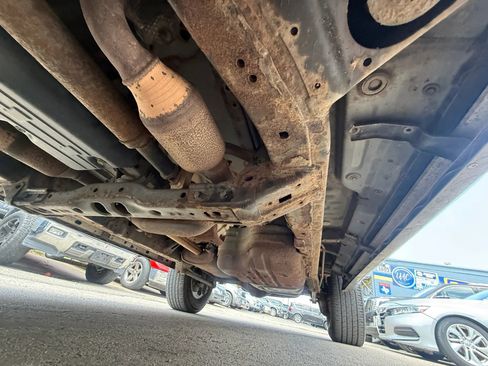 Used 2011 Toyota 4Runner SR5 AWD/4WD image 10