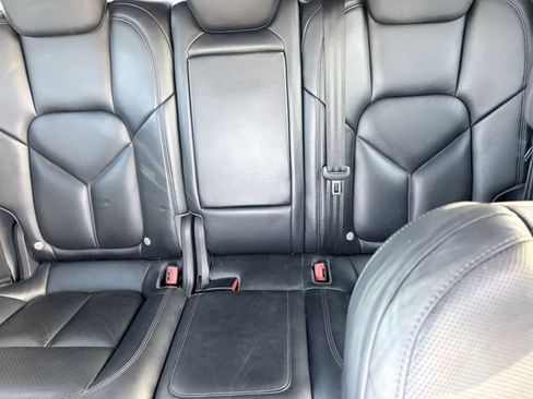 Used 2018 Porsche Cayenne AWD/4WD image 9