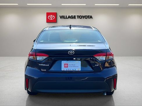 Certified 2025 Toyota Corolla LE FWD image 4
