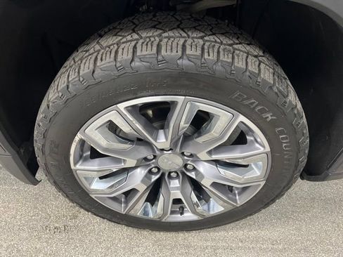 Used 2024 GMC Sierra 1500 Denali w/ Denali Reserve Package AWD/4WD image 18