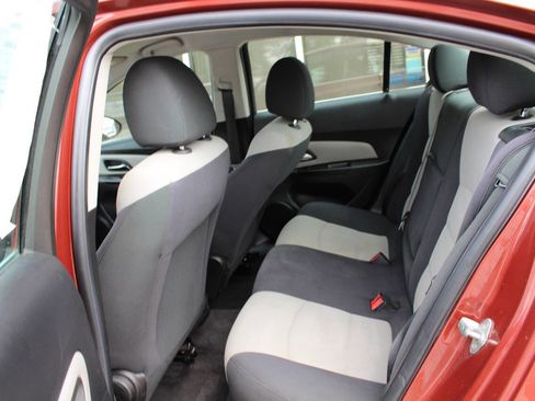Used 2012 Chevrolet Cruze LS w/ Connectivity Package image 11