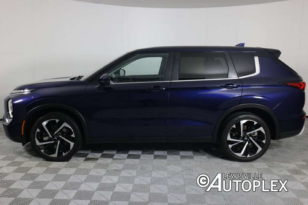 Used 2023 Mitsubishi Outlander SE FWD image 8