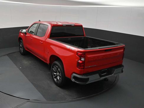 Used 2023 Chevrolet Silverado 1500 LT AWD/4WD image 14