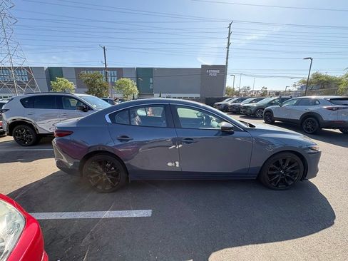 Used 2023 MAZDA MAZDA3 s FWD image 6