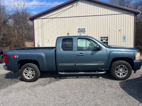 Used 2011 Chevrolet Silverado 1500 LTZ w/ LTZ Plus Package image 15