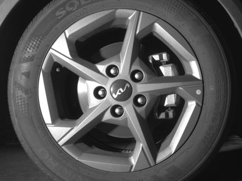 Used 2025 Kia K4 FWD image 13
