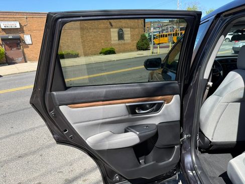 Used 2019 Honda CR-V EX image 21