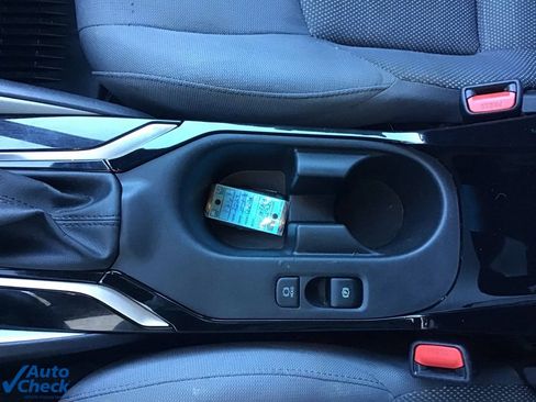 Used 2024 Toyota Corolla SE image 36