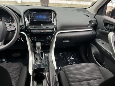 Used 2023 Mitsubishi Eclipse Cross ES image 14