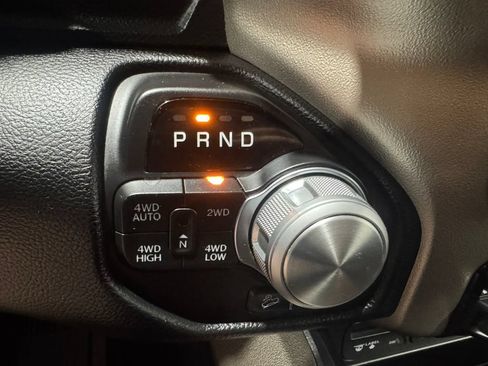 Used 2019 RAM 1500 Laramie AWD/4WD image 42