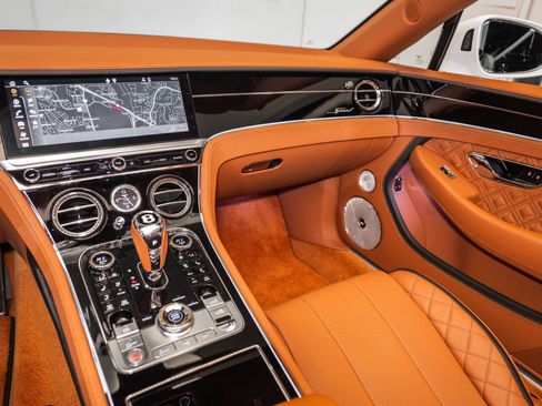 Used 2023 Bentley Continental GT Speed image 23