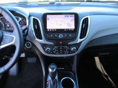 Used 2019 Chevrolet Equinox Premier image 19