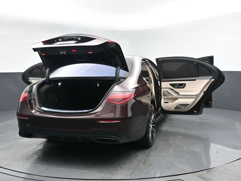 Used 2021 Mercedes-Benz S 580 4MATIC Sedan image 30