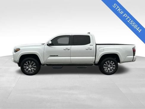 Used 2023 Toyota Tacoma Limited image 4