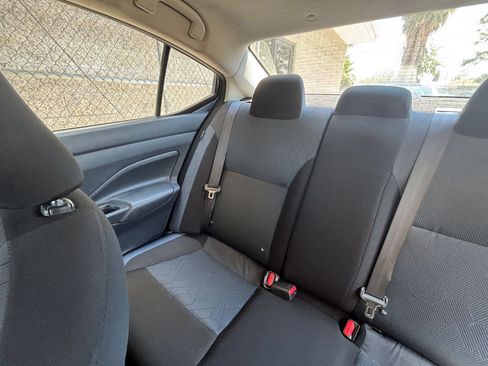 Used 2025 Nissan Versa SV FWD image 37