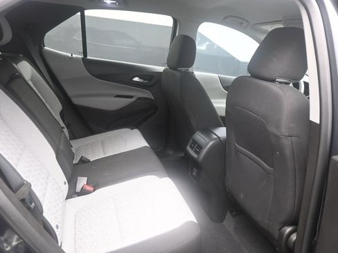 Used 2022 Chevrolet Equinox LT FWD image 12