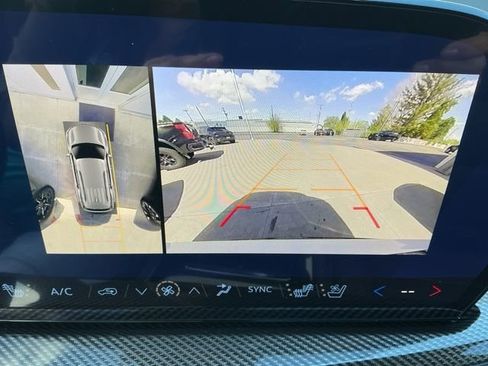 New 2026 Chevrolet Traverse High Country image 15