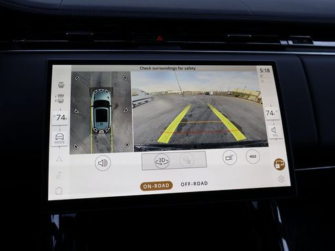 Used 2024 Land Rover Range Rover Sport Dynamic SE image 23