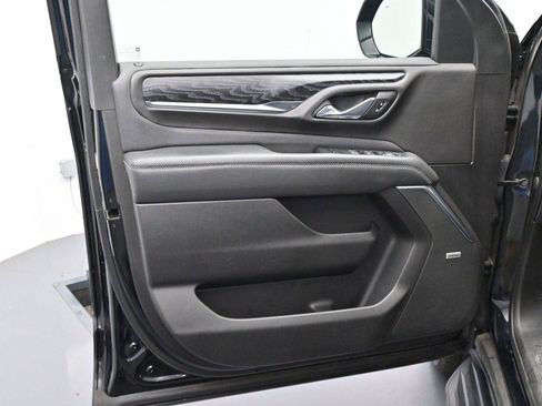 Used 2021 GMC Yukon Denali w/ Advanced Technology Package AWD/4WD image 13