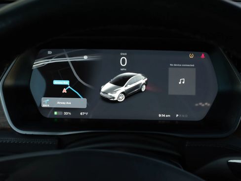 Used 2018 Tesla Model X 100D image 14