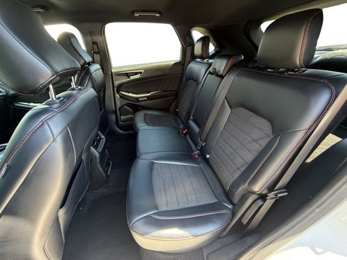 Used 2022 Ford Edge ST-Line AWD/4WD image 16
