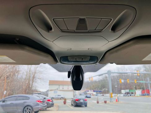 Used 2017 Ford Transit Connect XLT image 35