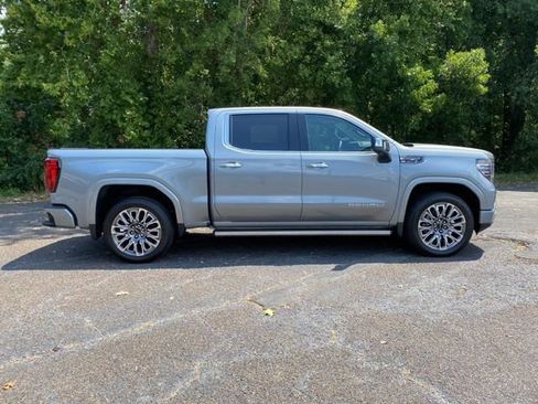 New 2025 GMC Sierra 1500 Denali Ultimate image 8