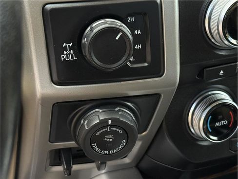 Used 2017 Ford F150 Lariat w/ Equipment Group 502A Luxury AWD/4WD image 21