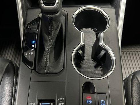 Certified 2022 Toyota Highlander XLE image 29