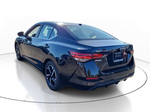 Used 2024 Nissan Sentra SV image 5