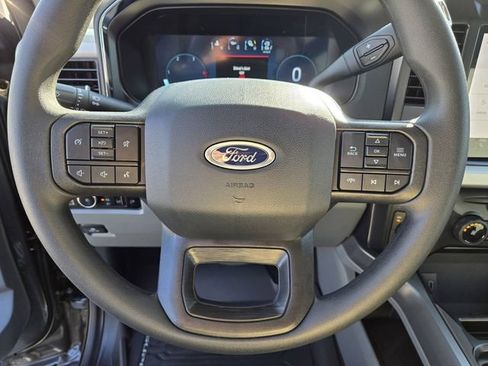 New 2026 Ford F250 XLT w/ XLT Premium Package AWD/4WD image 12