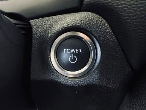 Used 2025 Toyota RAV4 SE AWD/4WD image 25