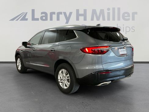 Used 2018 Buick Enclave Essence w/ Trailering Package FWD image 3