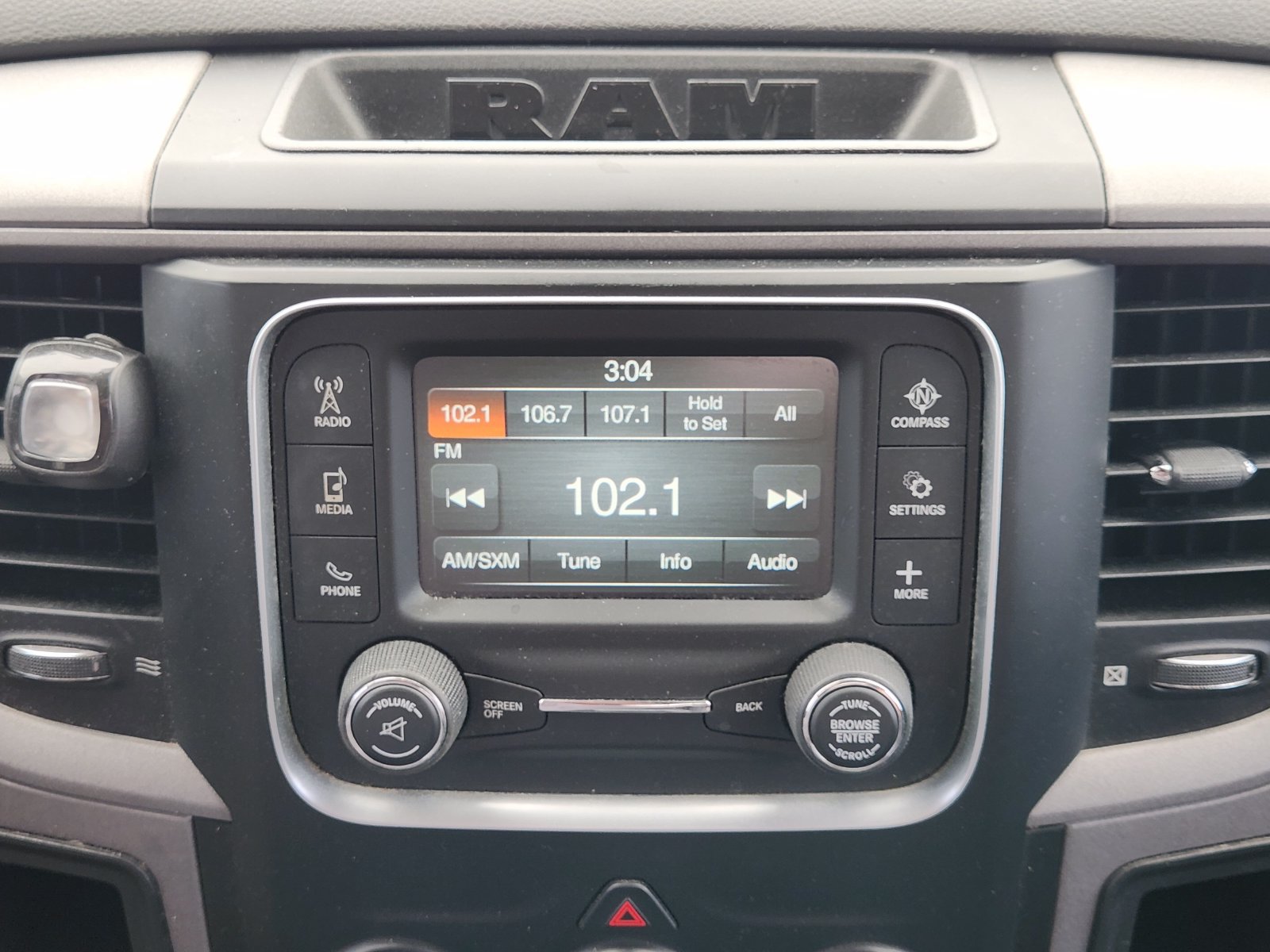Used 2015 RAM 1500 Express w/ Popular Equipment Group RWD image 18