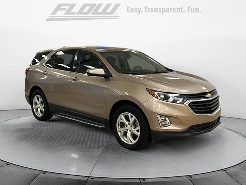Used 2018 Chevrolet Equinox LT image 1