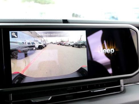 New 2026 Jeep Gladiator Rubicon w/ Steel Bumper Group image 14