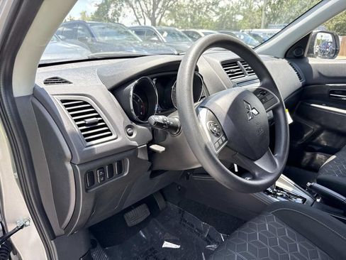 Used 2024 Mitsubishi Outlander Sport SE AWD/4WD image 24
