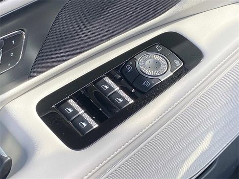 New 2026 Lincoln Nautilus Premier image 11