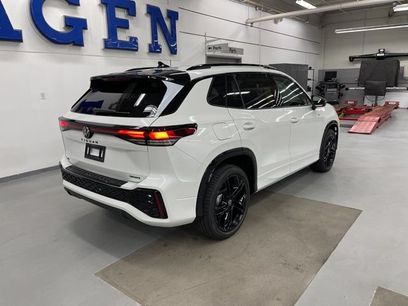 New 2026 Volkswagen Tiguan SE R-Line