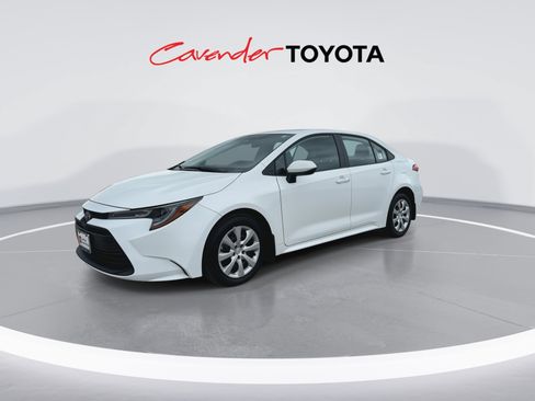 Certified 2026 Toyota Corolla LE FWD image 4