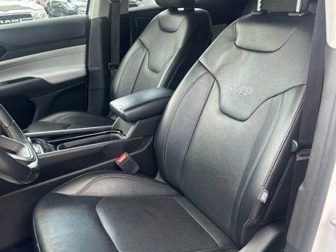 Used 2022 Jeep Compass Limited w/ Sun and Sound Group AWD/4WD image 17