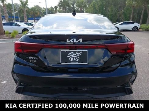 Certified 2023 Kia Forte LXS FWD image 6
