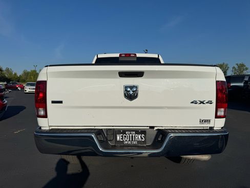 Used 2019 RAM 1500 Classic SLT image 6