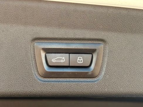 Used 2023 BMW i4 eDrive40 RWD image 25