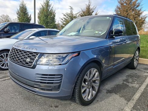 Used 2020 Land Rover Range Rover HSE image 3