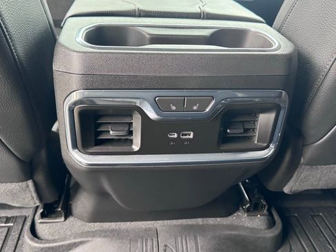 Used 2024 GMC Sierra 2500 Denali w/ Denali Reserve Package image 19