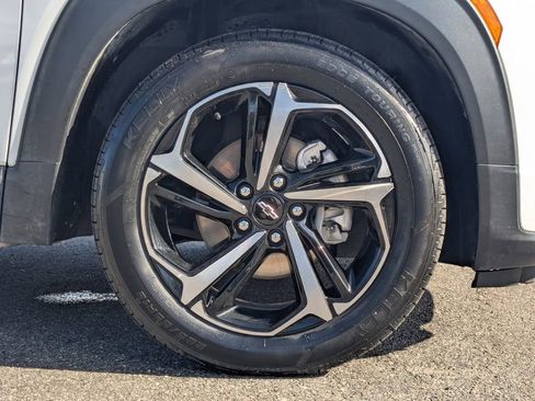 Used 2023 Chevrolet TrailBlazer RS image 11